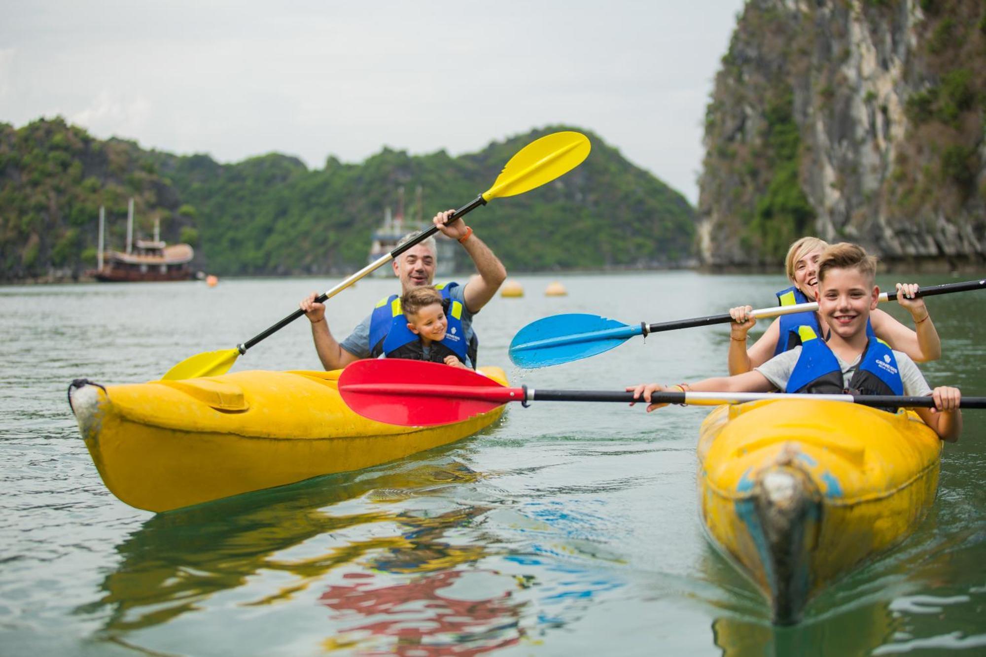 Genesis Luxury Regal Cruises Hotel Ha Long Bagian luar foto